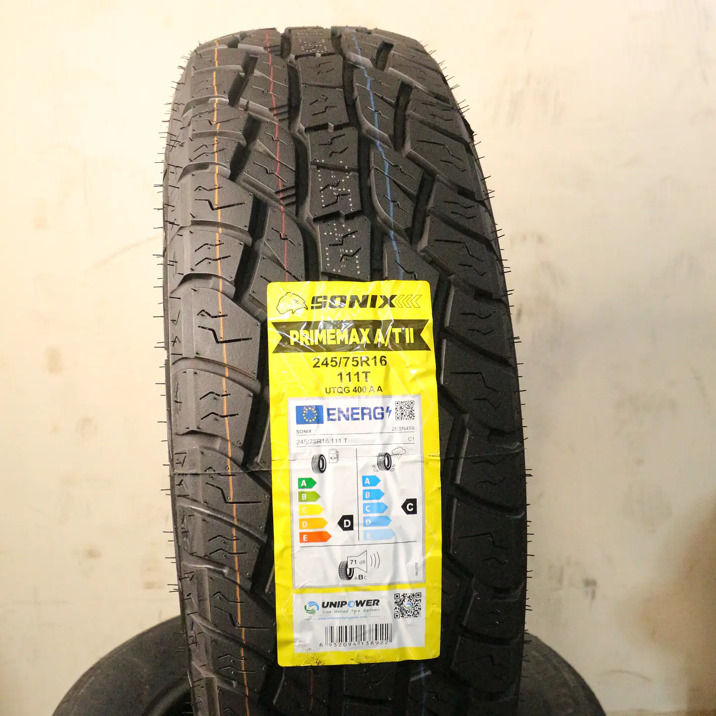 Neumático 245/75R16 111T W SONIX AT2 1