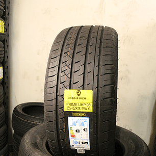 Neumático 255/40R18 ROADMARCH UHP08 99W
