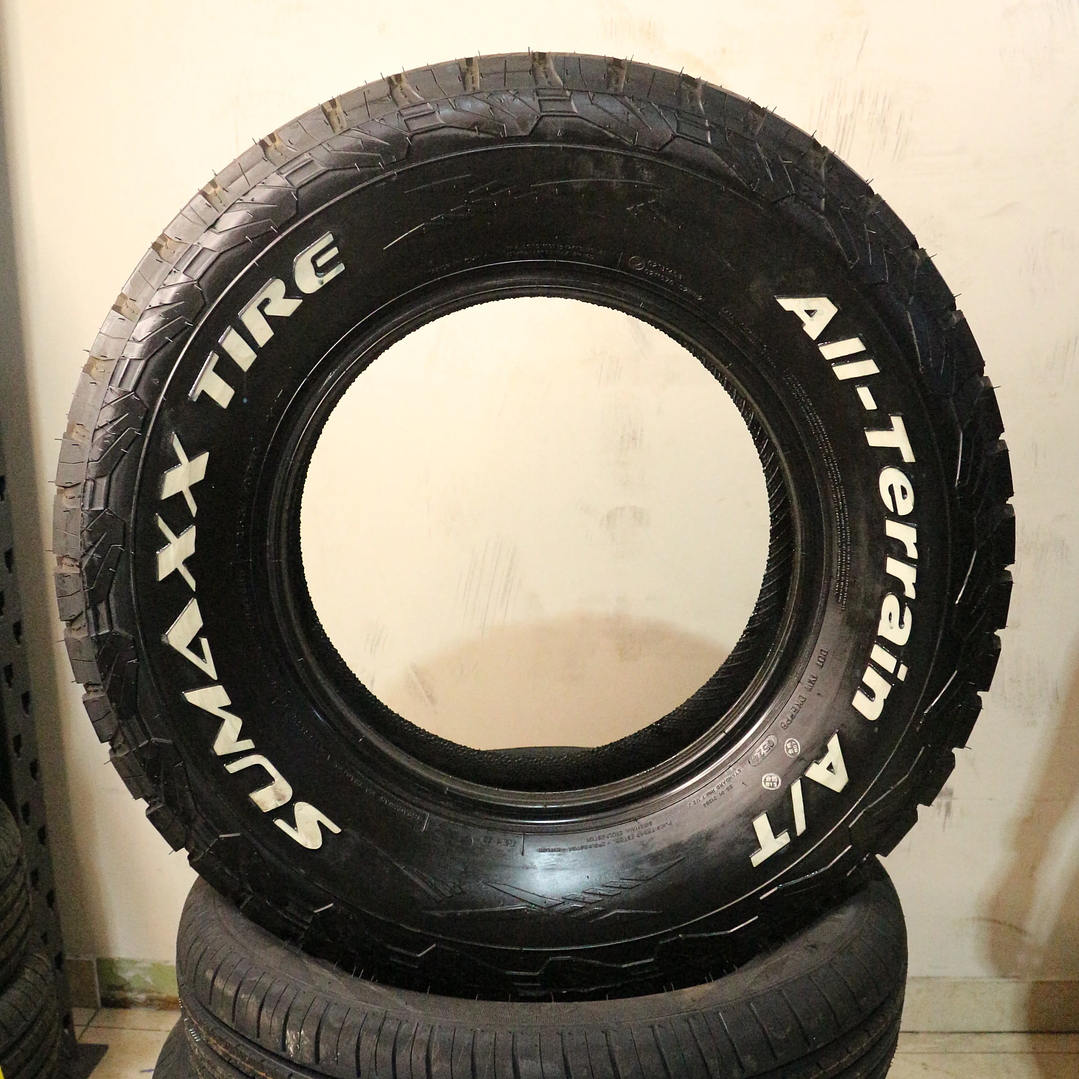 Neumático 255/70R16 SUMAXX AT 111T 2