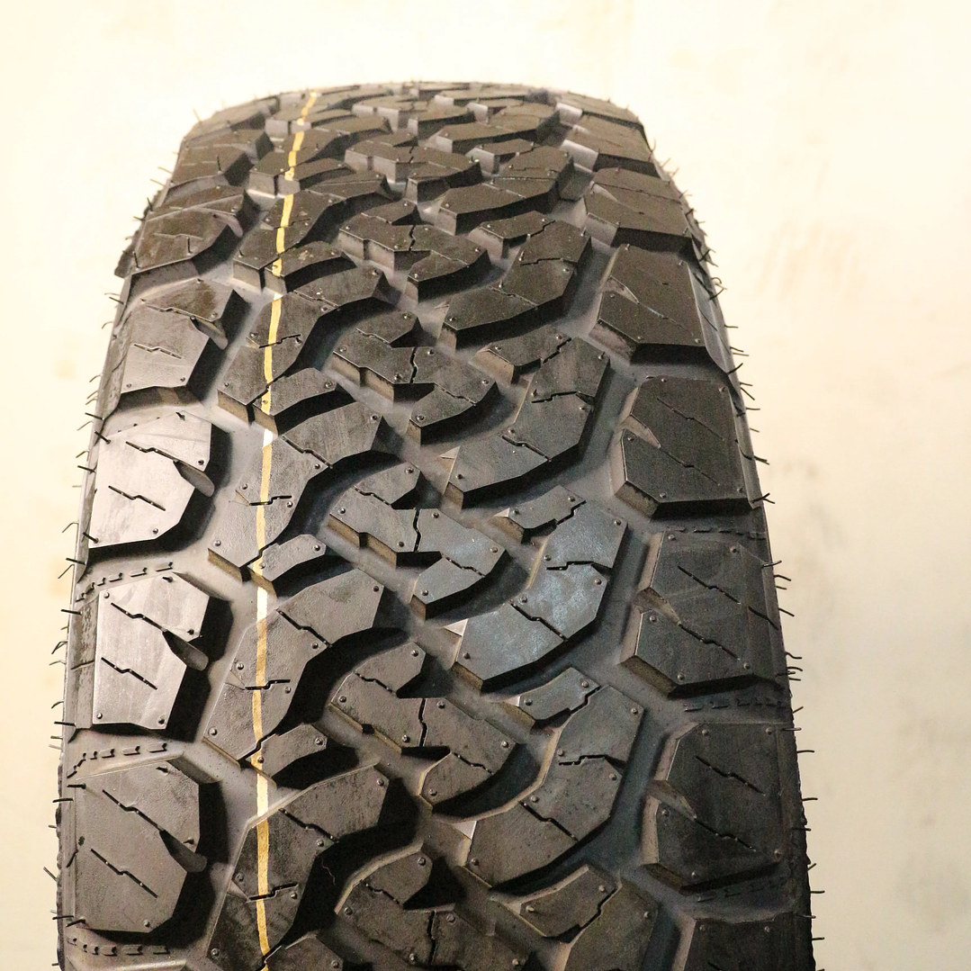 Neumático 255/70R16 SUMAXX AT 111T 4