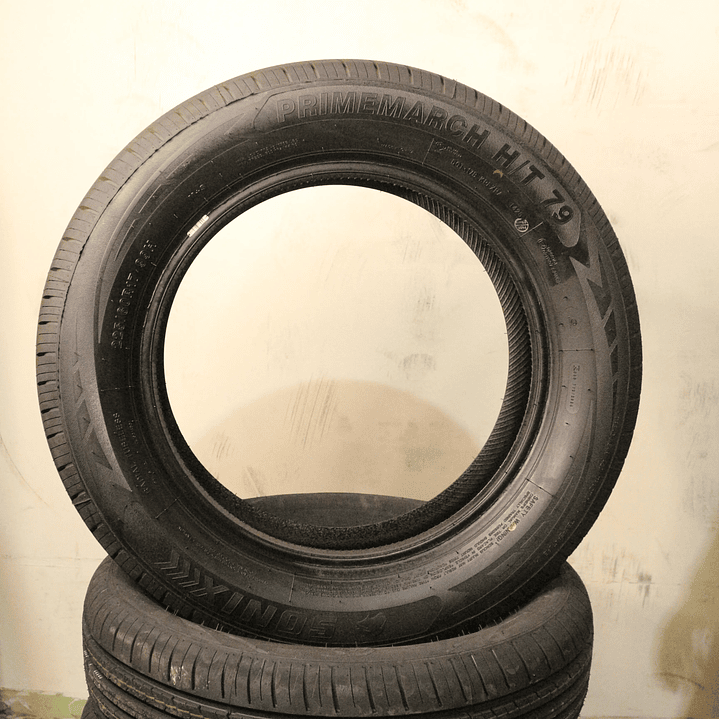 Neumático 225/60R17 SONIX HT 79 99H 2