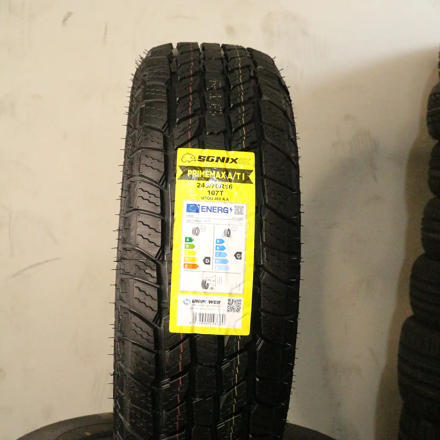Neumático 245/70R16 SONIX AT1 107T 1