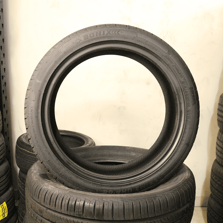 Neumático 215/45R18 SONIX UHP 8 93W XL 2