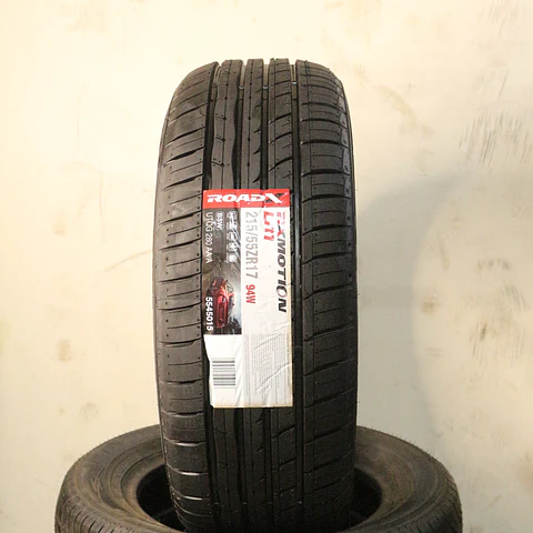 Neumático 215/55ZR17 ROADX U11 94W