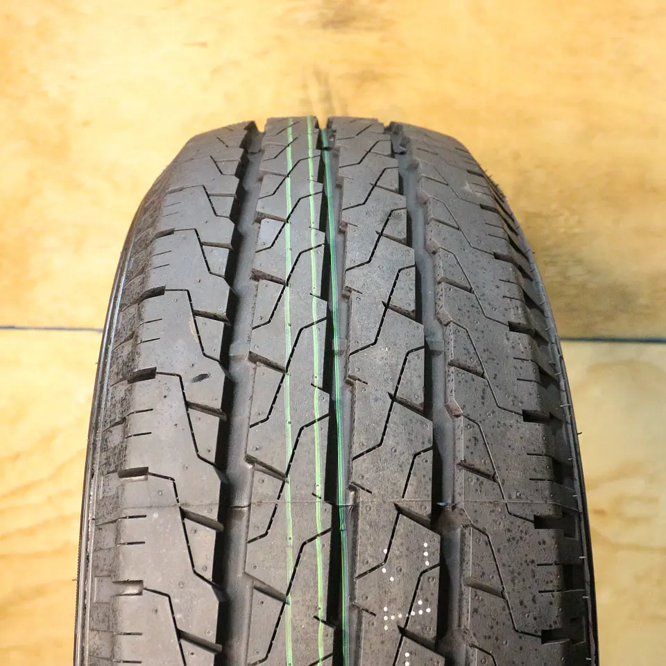 Neumático 215/60R17C COMFORSER CF350 3