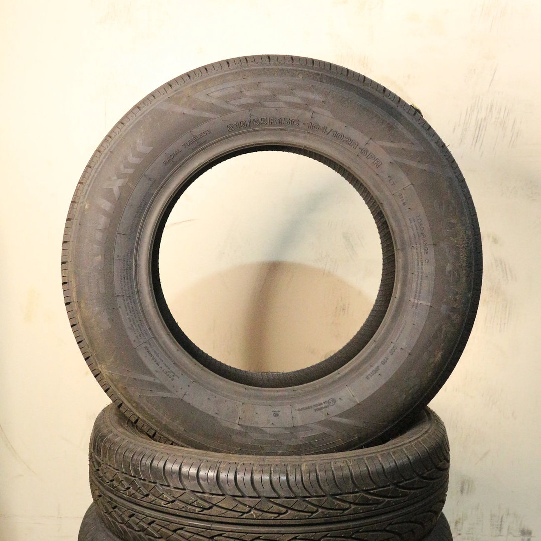 Neumático 215/65R15C SONIX SUPERVAN S1 2