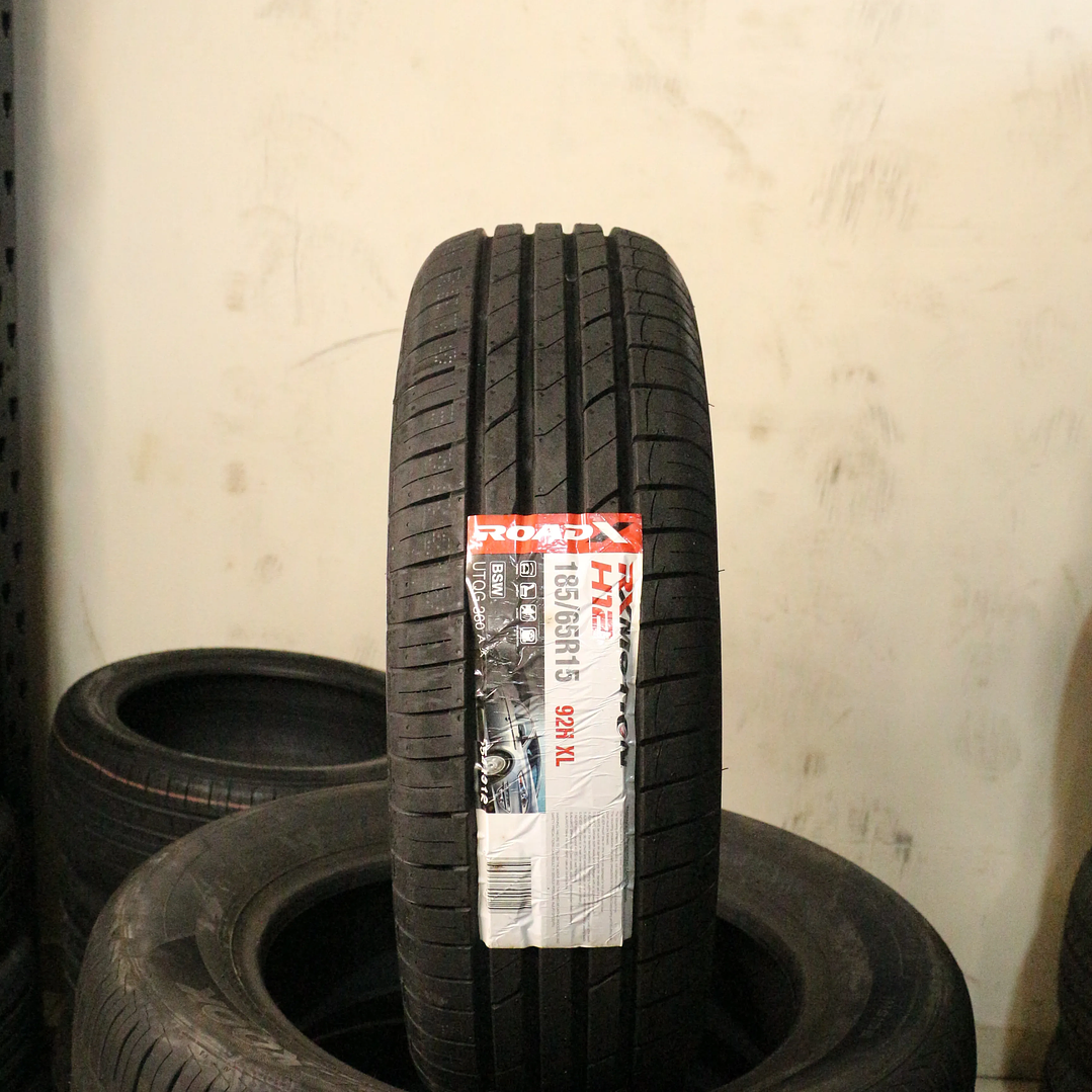 Neumático 185/65R15 ROADX H12 1