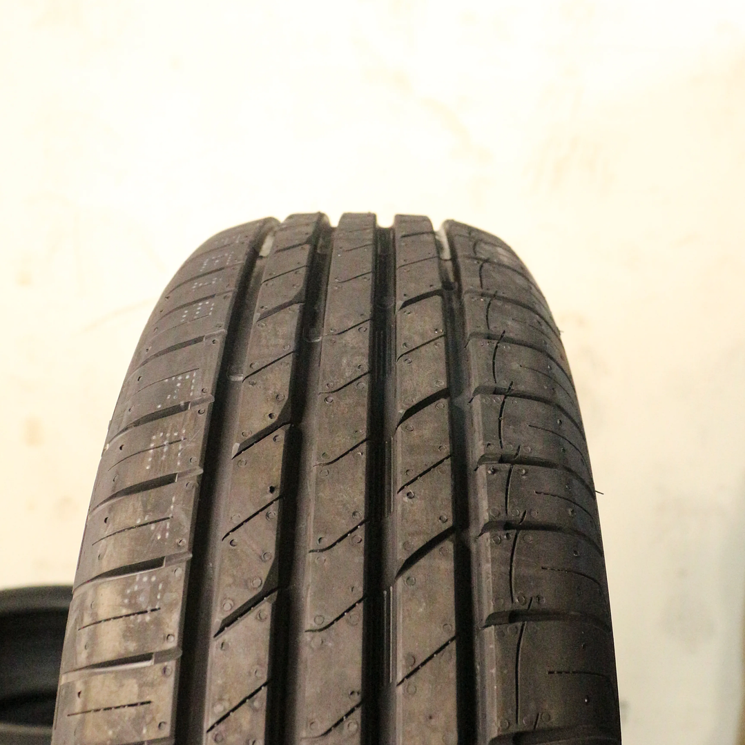 Neumático 185/65R15 ROADX H12 3