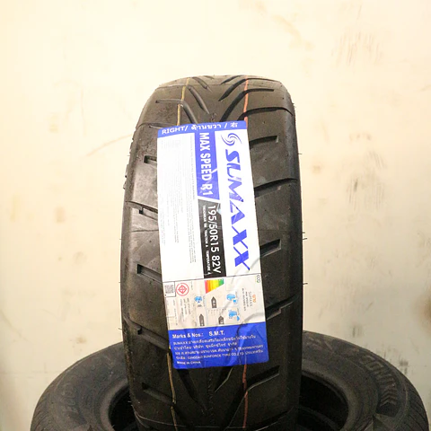 Neumático 195/50R15 SUMAXX MAX SPEED R1 DERECHO 82V