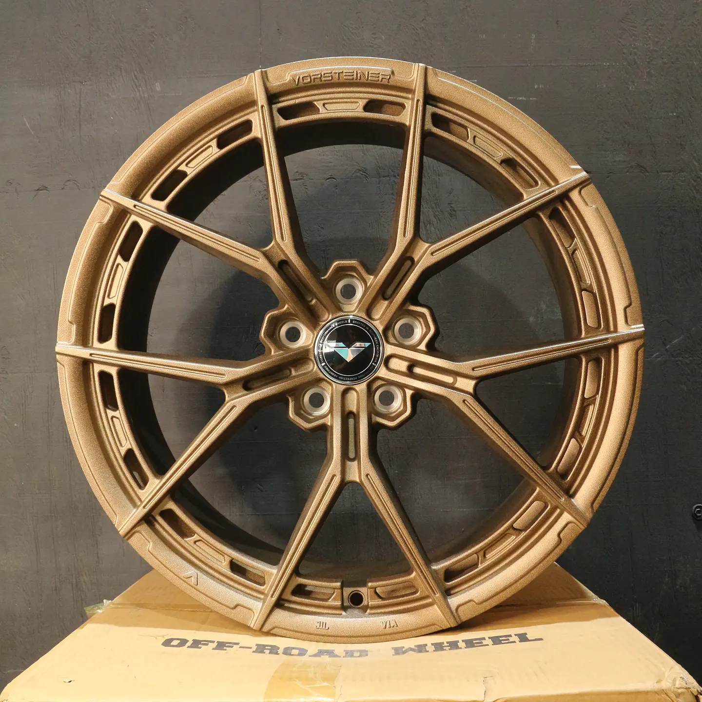 FF5298545BRONCE Llanta Aro 19X8.5 5X114.3 Ff52 Bronce Et 35 1