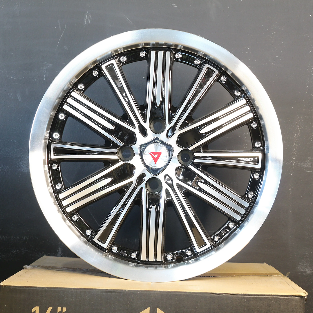 4435640BMF Llanta Aro 15X6.5 4X100 Bmf 1