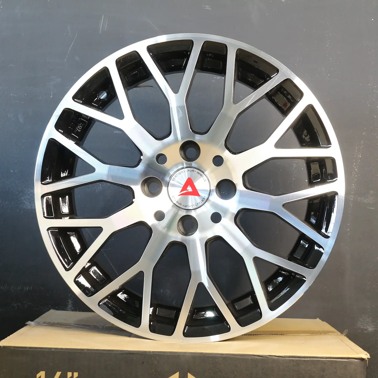 516715640BMF Llanta Aro 15X6.5 4X100 Bmf 1