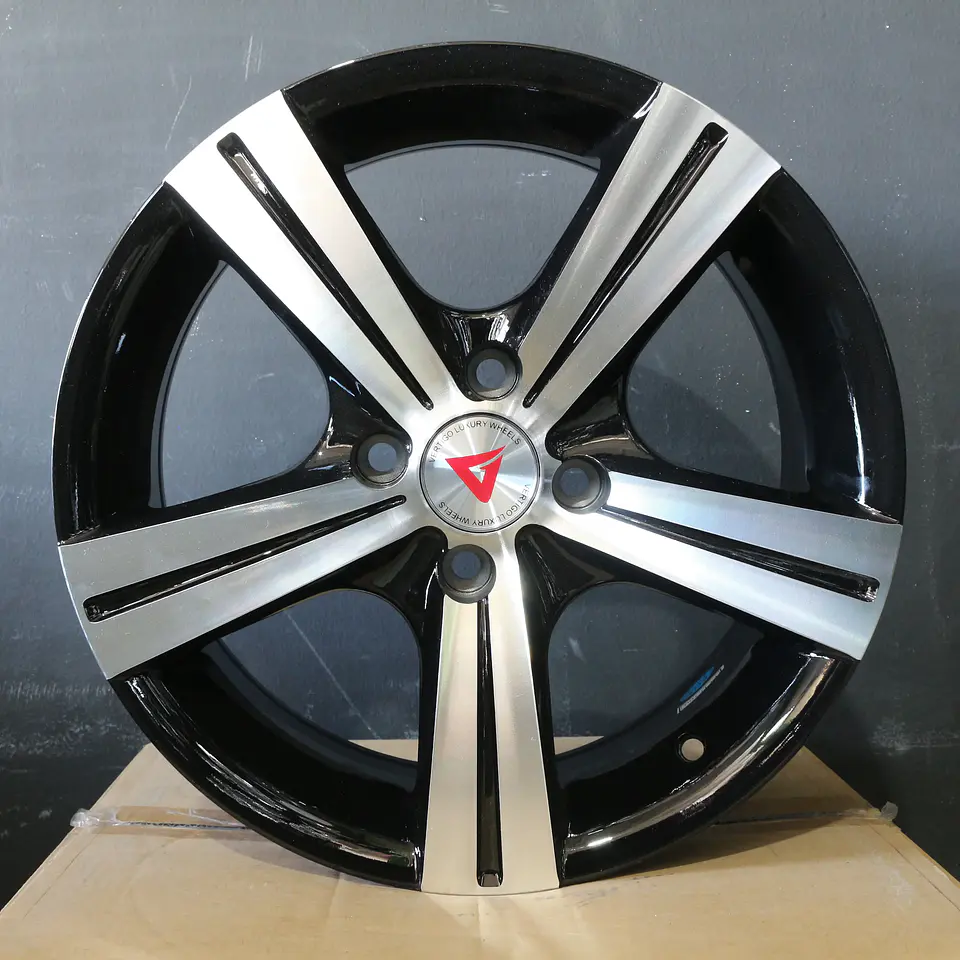 2295640BMF Llanta Aro 15X6.5 4X100 Bmf 1