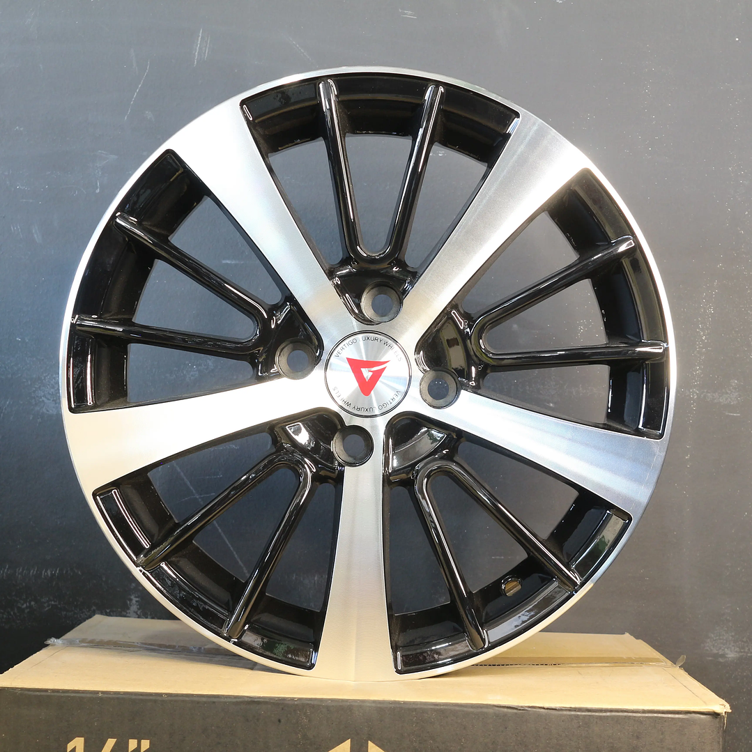 2395640BMF Llanta Aro 15X6.5 4X100 Bmf 1