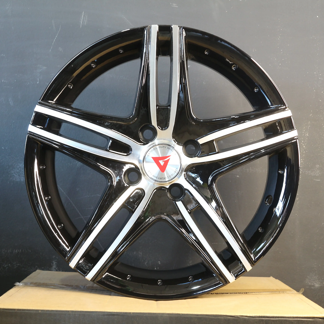 4375640BMF Llanta Aro 15X6.5 4X100 Bmf 1