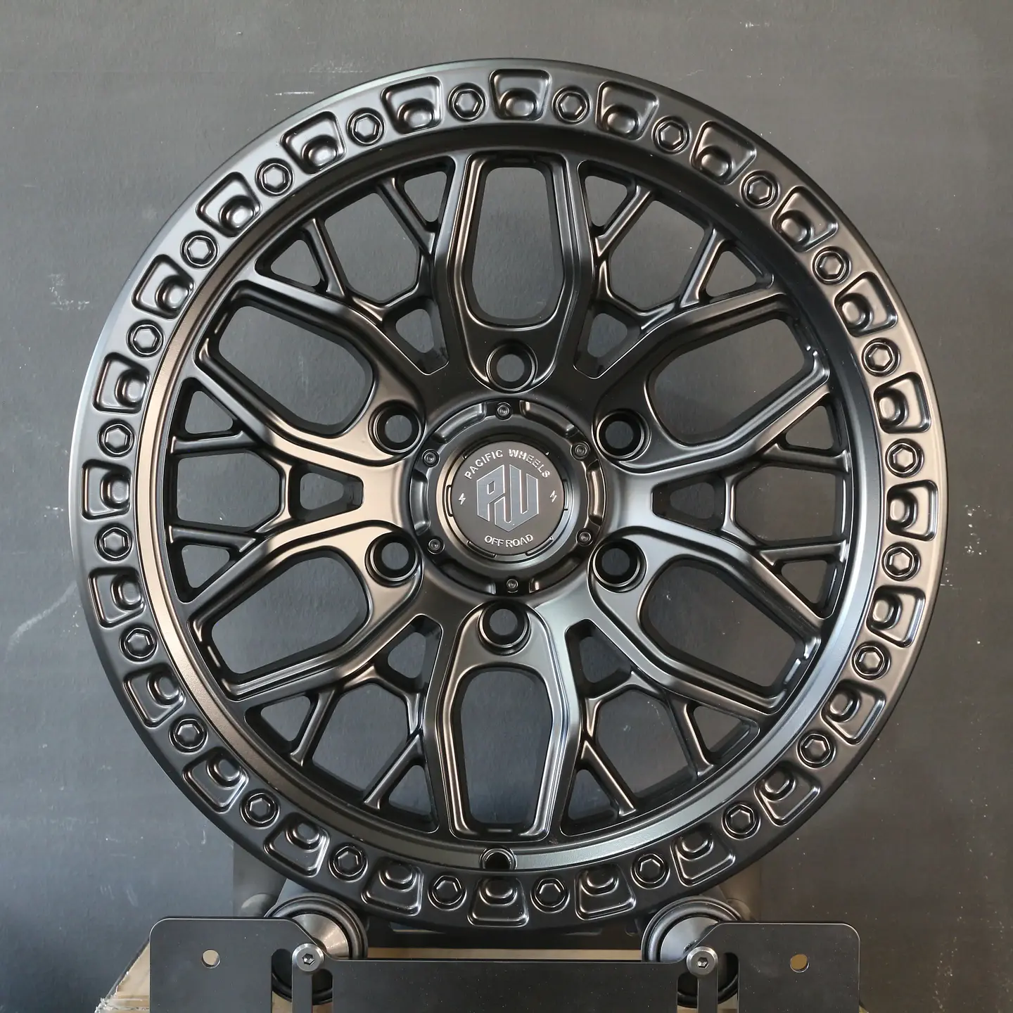 XIKM6860MB Llanta Aro 16X8 6X139 Mb Et 0 1