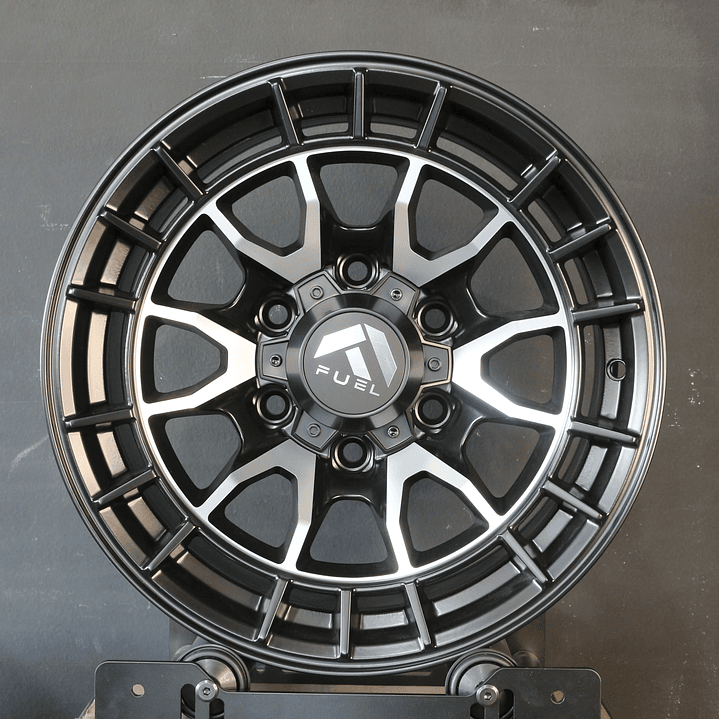 REVO6860MBWCM Llanta Aro 16X8 6X139 Mbcm Et 0 1