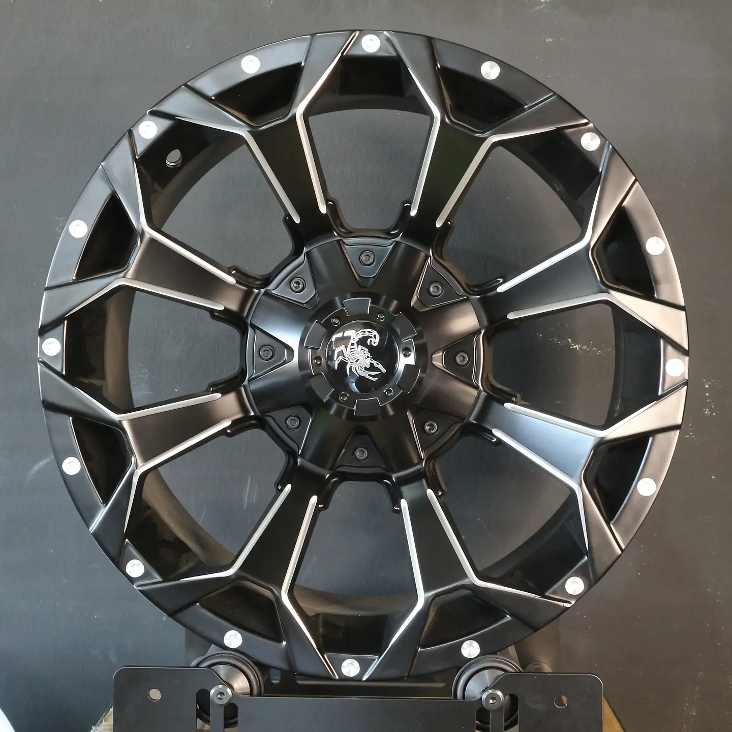 804479530B1M5 Llanta Aro 17X9 5X130 B1M5 Et 0 1