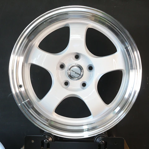 14378545W3 Llanta Aro 17X8,5 5X114 W3 Et 30