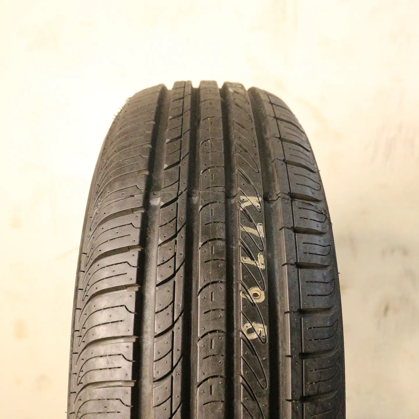 Neumático 185/65R14 Nexen Npriz Gx 3