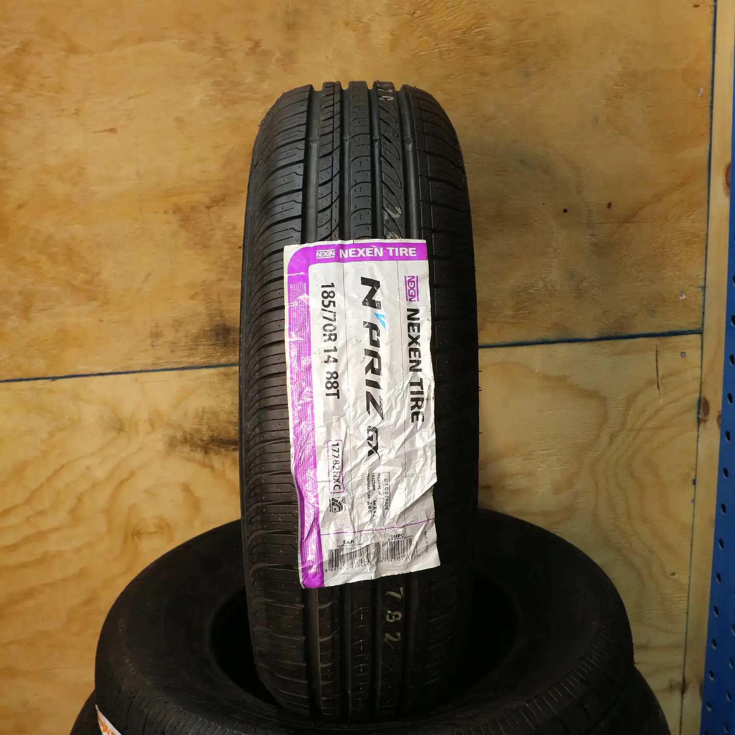 Neumático 185/70R14 Nexen Npriz Gx 1