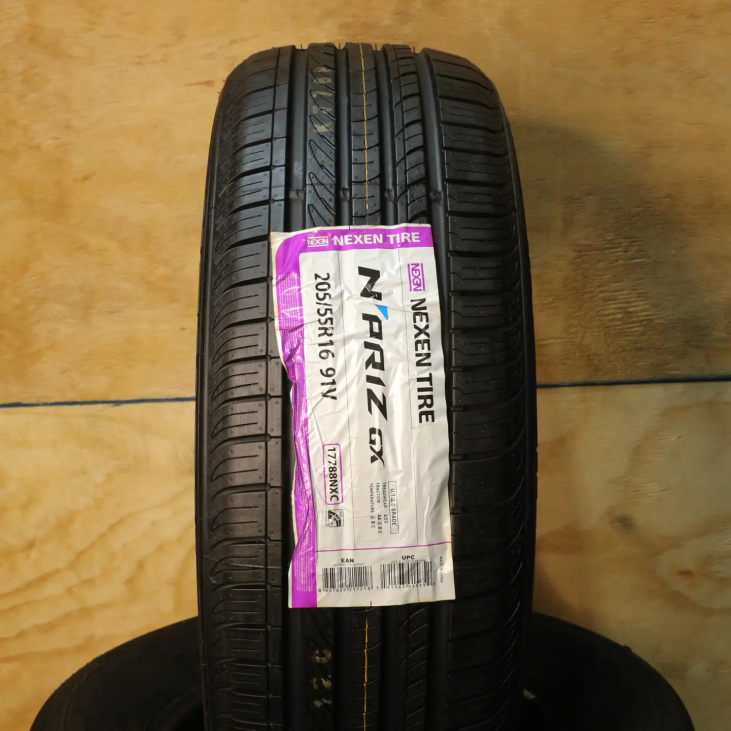 Neumático 205/55R16 Nexen Npriz Gx 1