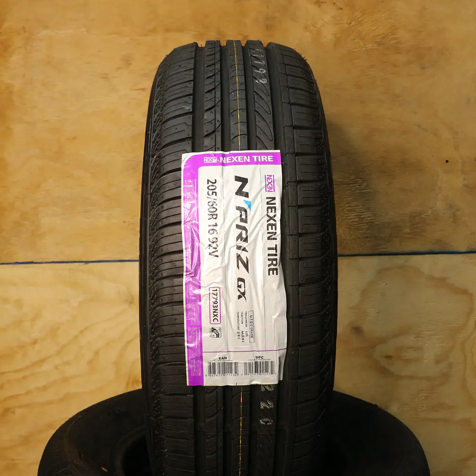 Neumático 205/60R16 Nexen Npriz Gx 1