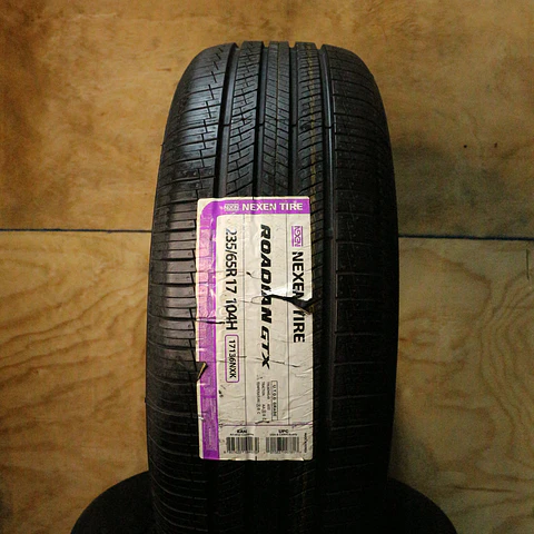 Neumático 235/65R17 Nexen Roadian Gtx