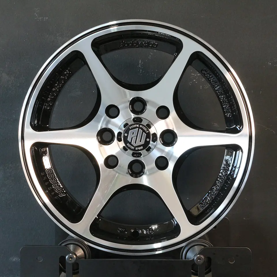 MILANO361045BM Llanta Aro 13X6,5 4X100/114 Bm Et 15 1