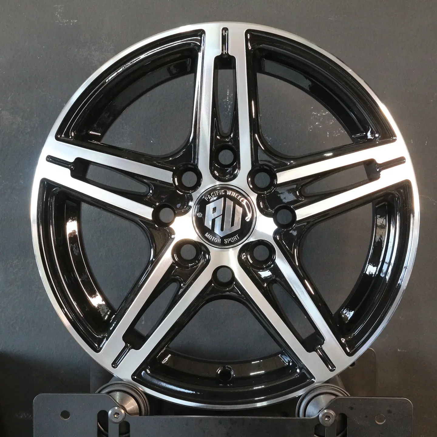 STAR351045BM Llanta Aro 13X5,5 4X100/114 Bm Et 35 1
