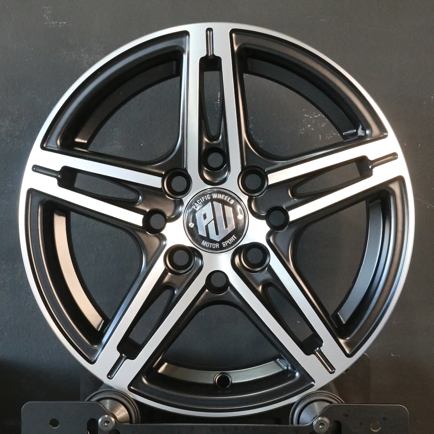 STAR351045MBM Llanta Aro 13X5,5 4X100/114 Mbm Et 35 1