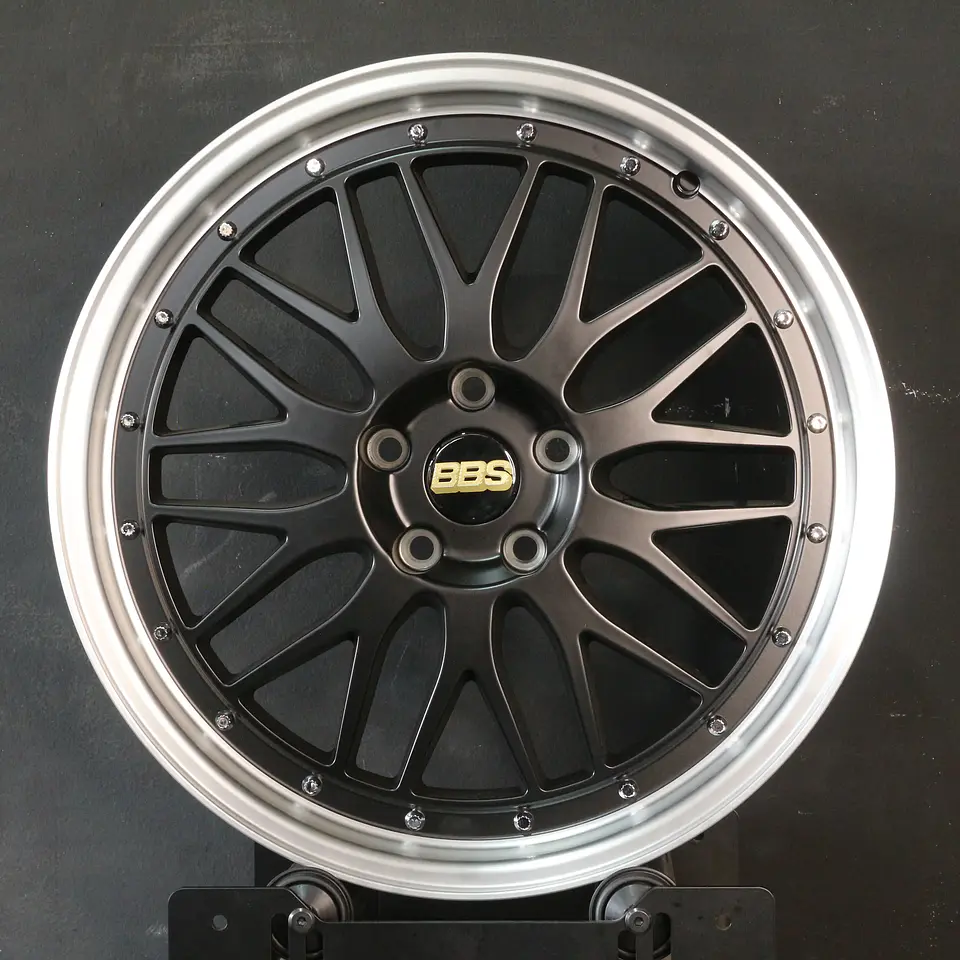 FF1688542BML Llanta Aro 18X8 5X108 Et 38 1