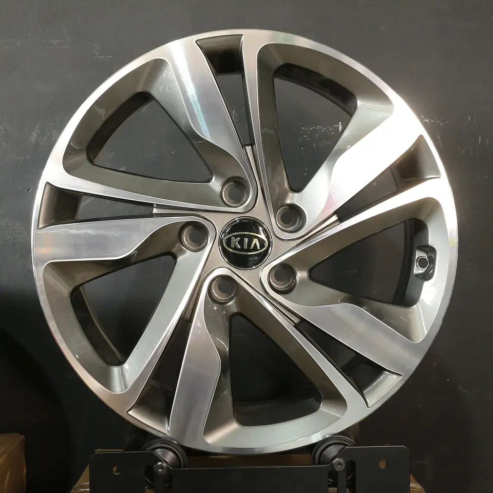 520677545MG Llanta Aro 17X7 5X114 Et 30 1