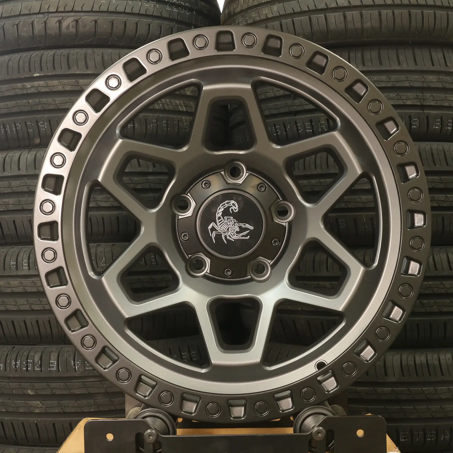 X12779539E3BM5 Llanta Aro 17X9 5X139 E3Bm5 Et -12 1