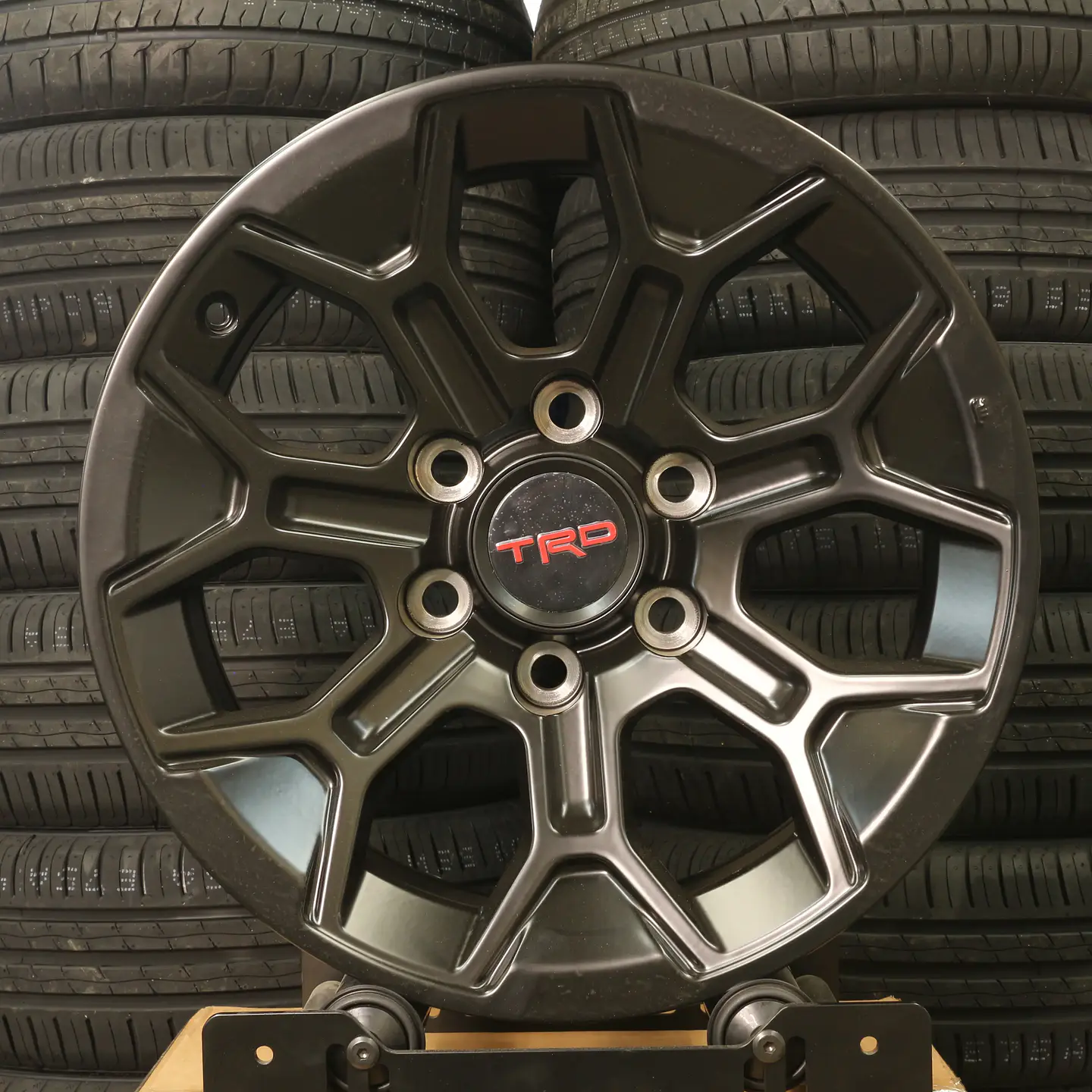 H3015F7860MB Llanta Aro 17X8 6X139 Mb Et 5 1
