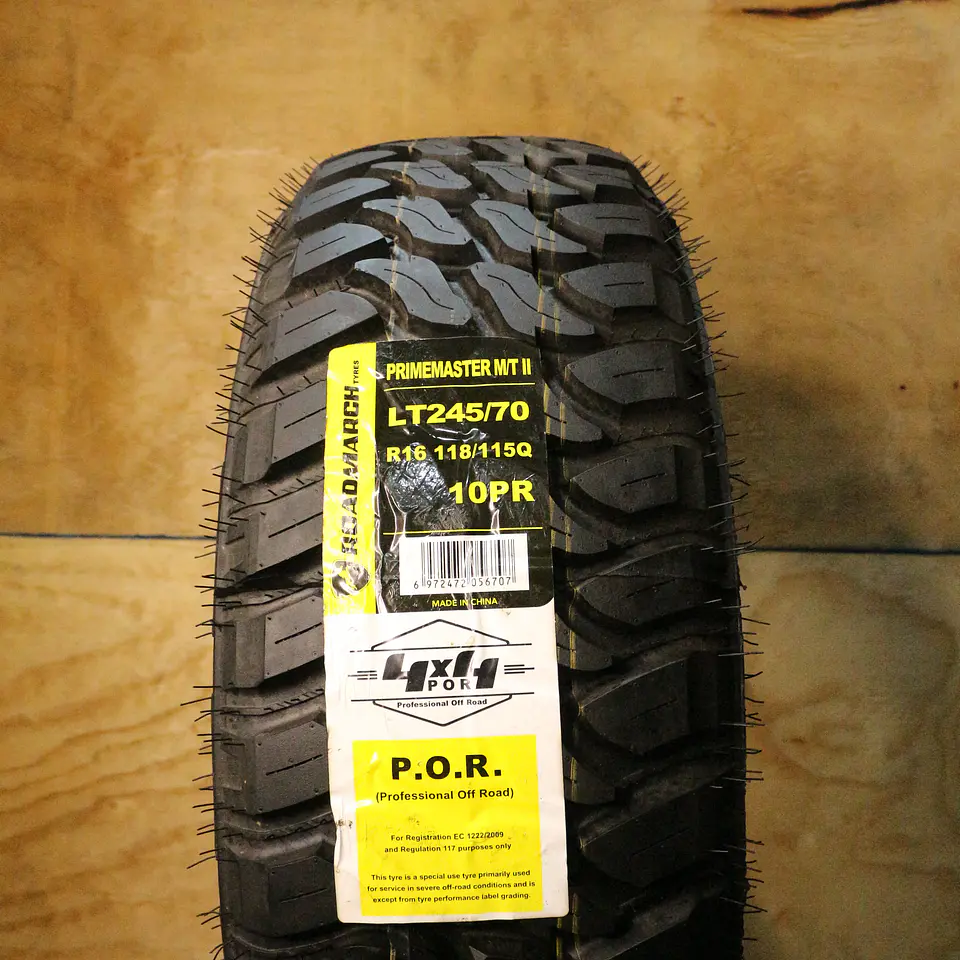 Neumático 265/65R17 ROADMARCH MT2 1