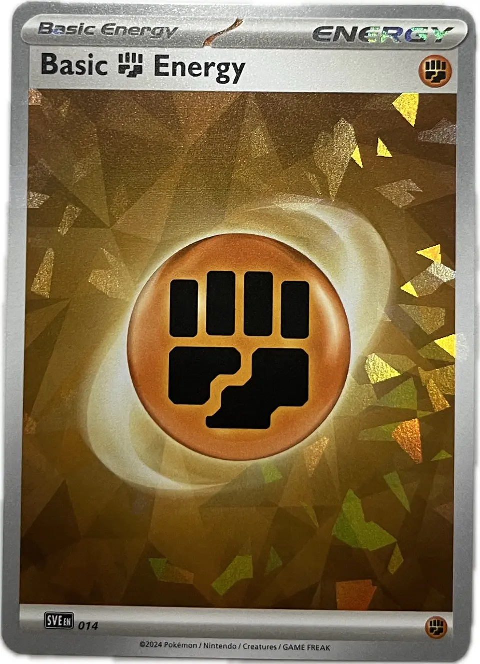 Basic Fighting Energy – SVE014 – Shattered Holo (Premium collection Terapagos) 1