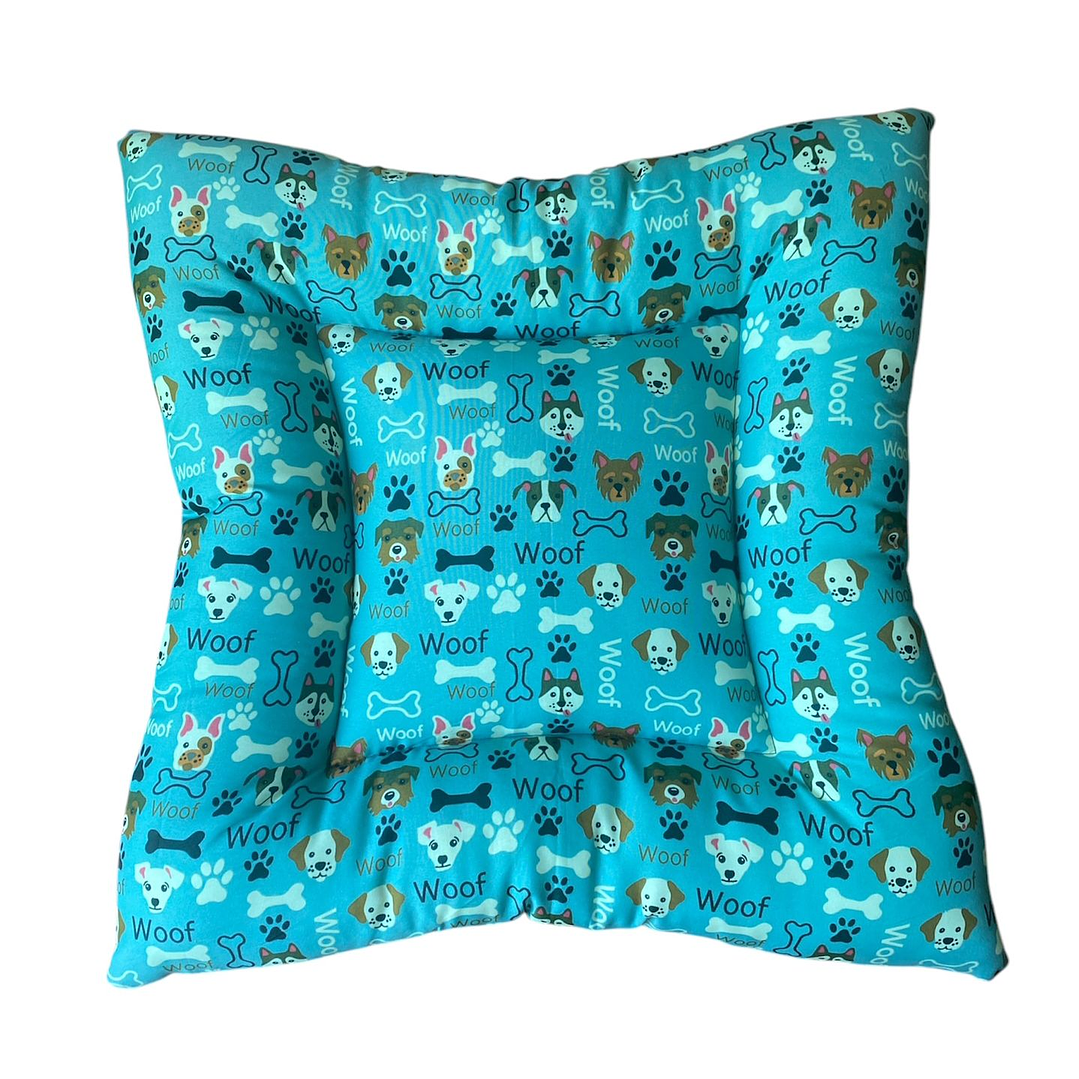 Cama Clásica 60 cm Color Celeste 2