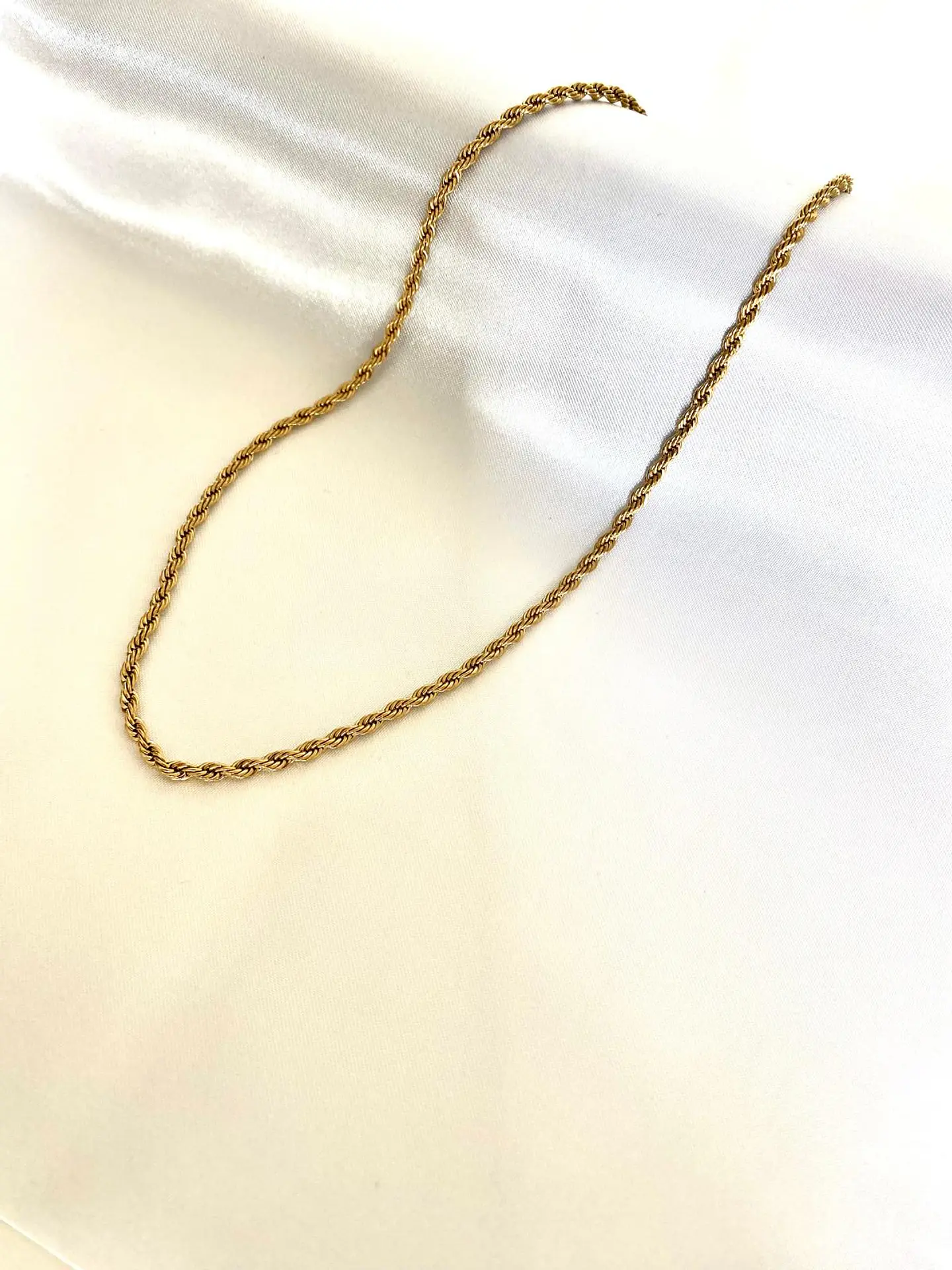 Frederica Necklace 2