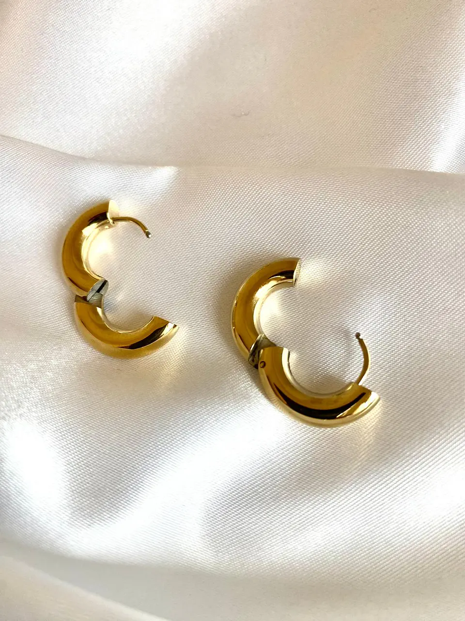 Lisa Earrings 3