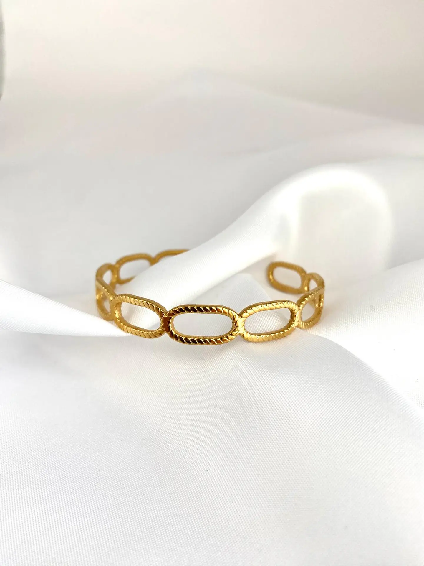 Iris Bracelet 2