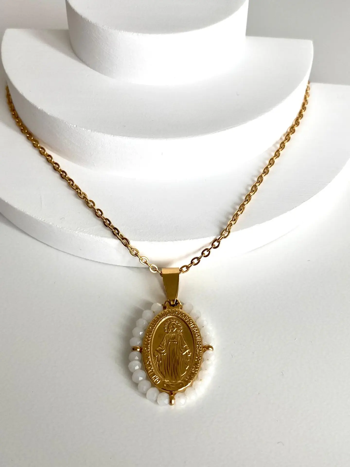 Benedict Necklace 3