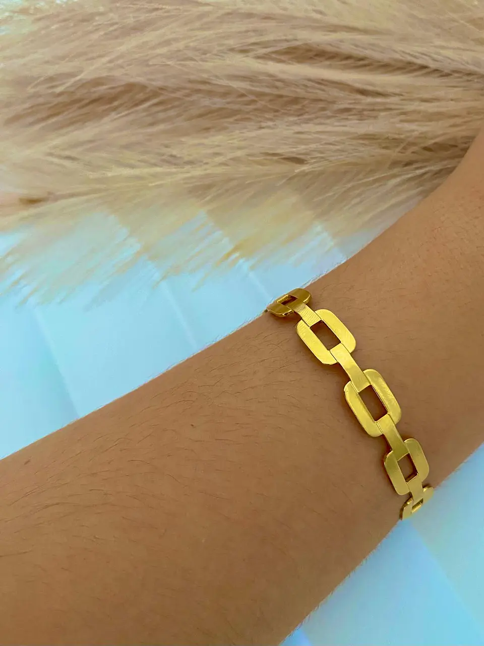 Prya Bracelet 1