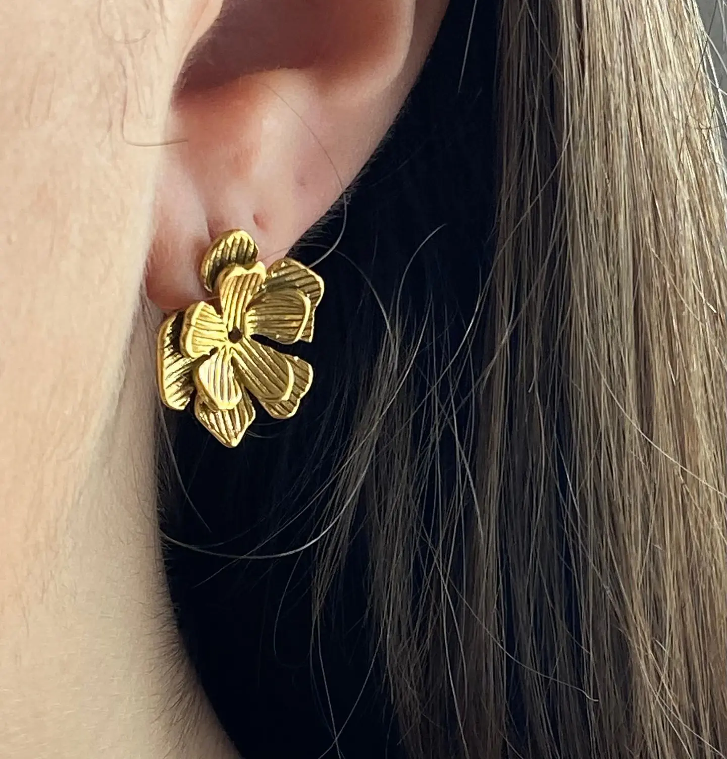 Liz Earrings 2