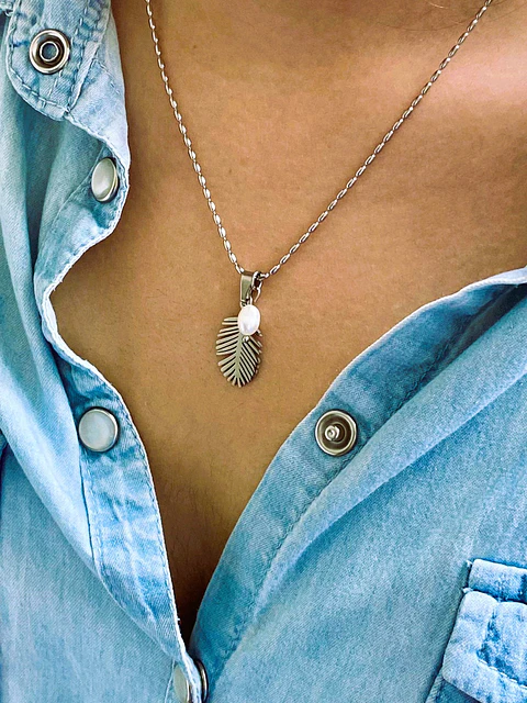 Summer Spirit Necklace - Palm