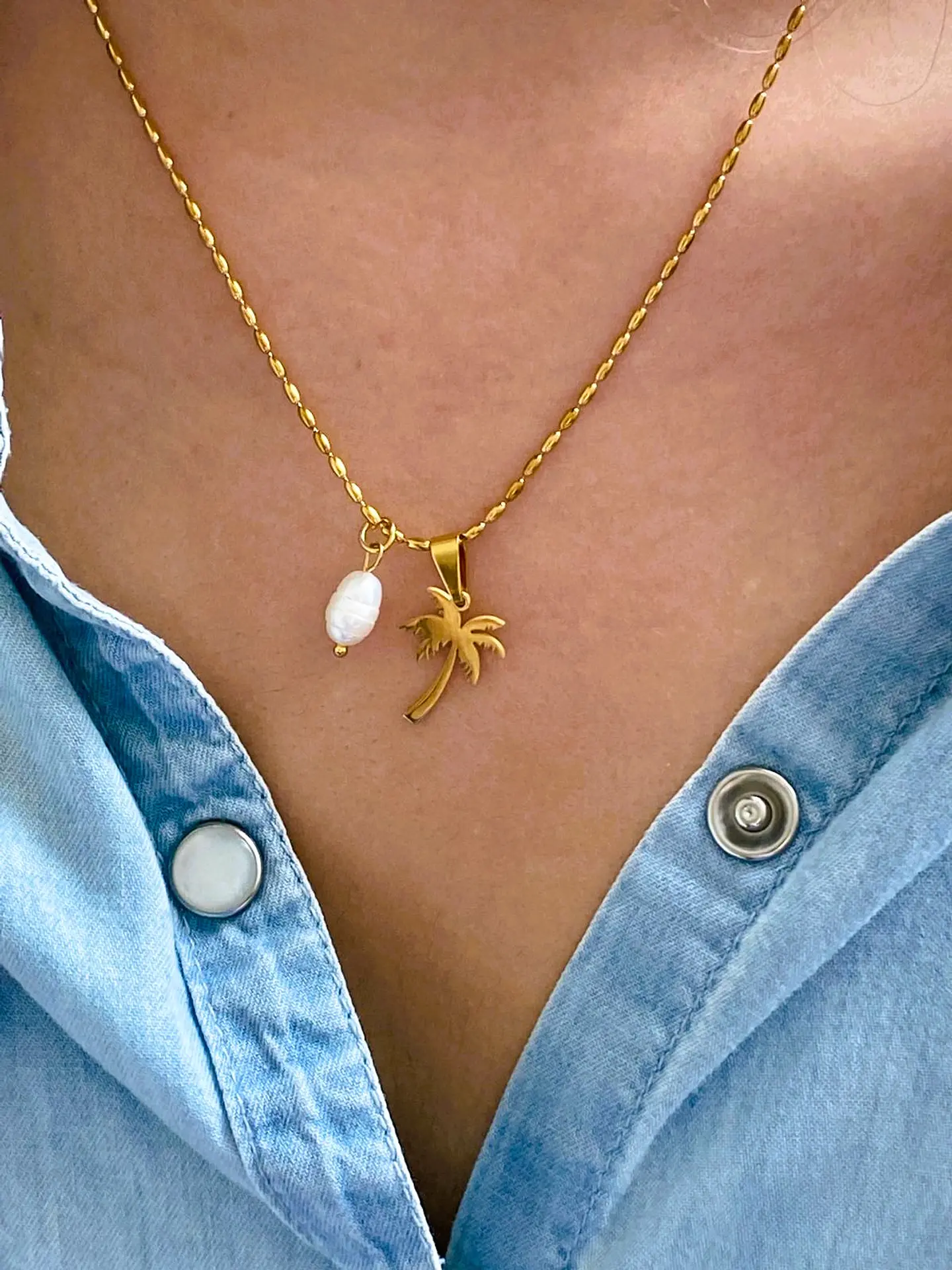 Summer Spirit Necklace - Palm Tree 1