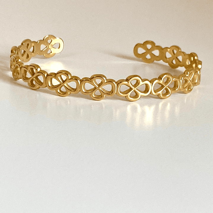 Lilibet Bracelet 2