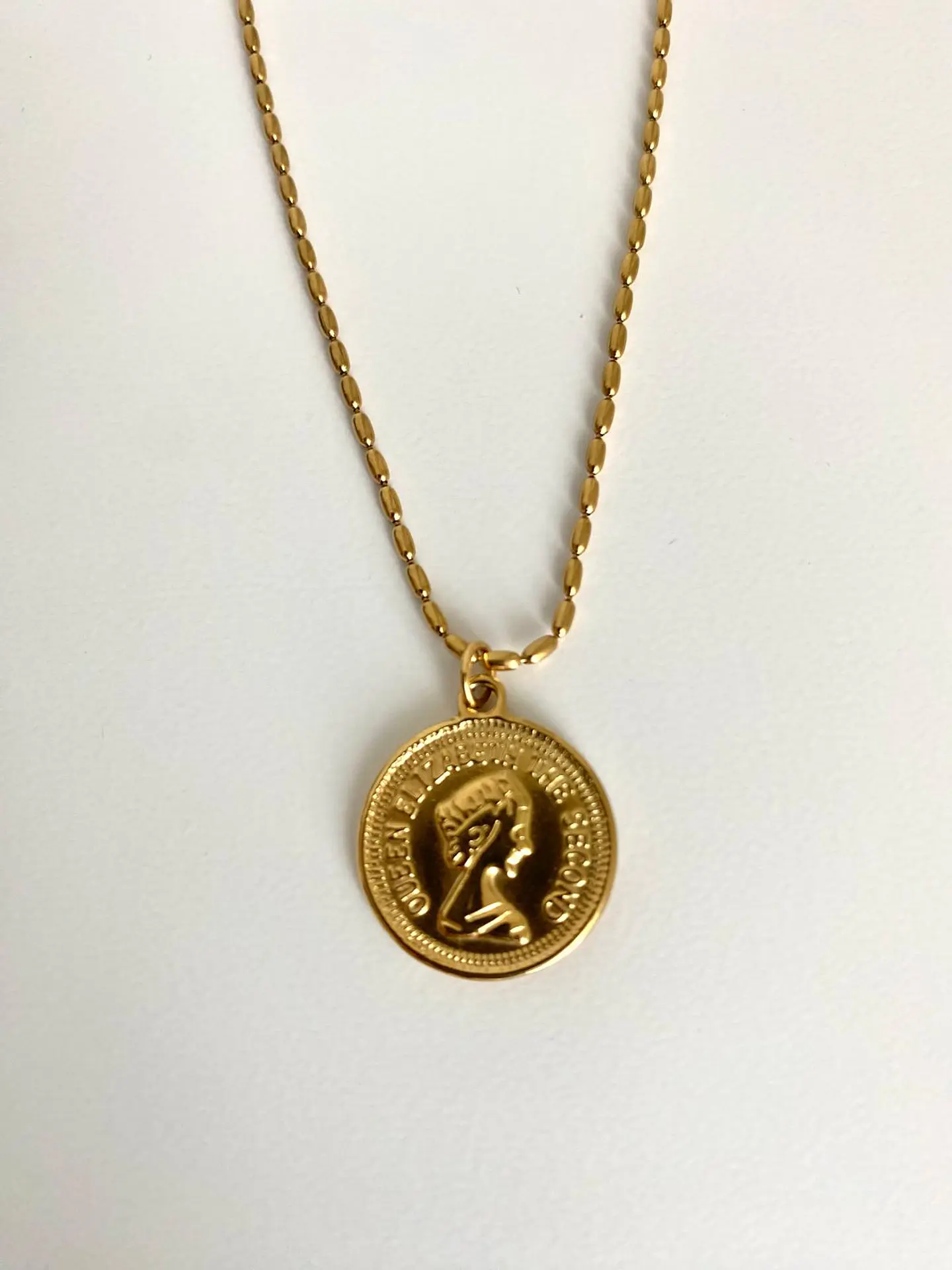 Elizabeth Necklace 1