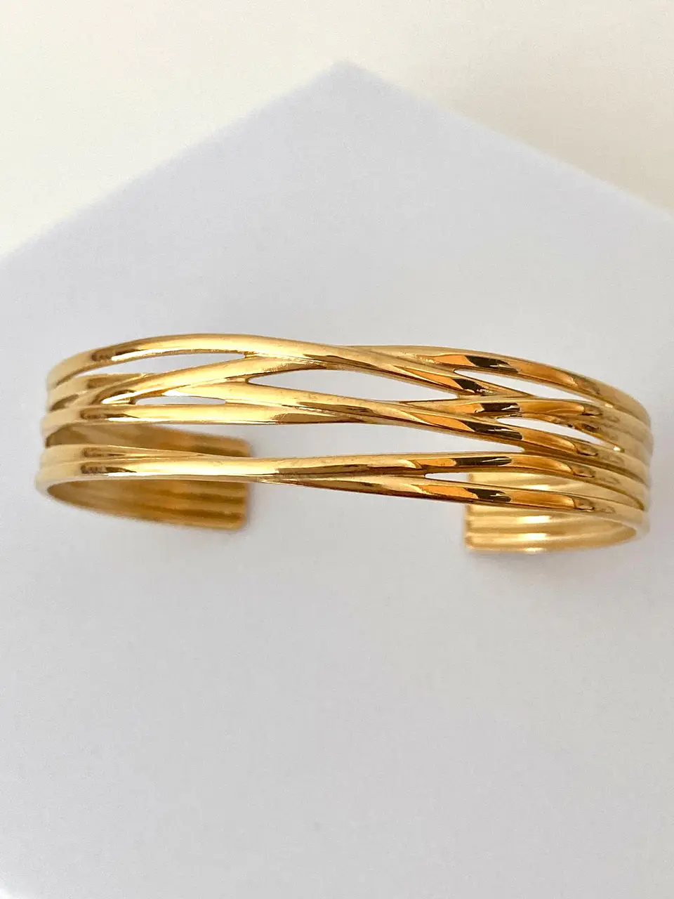 Kendall bracelet 1