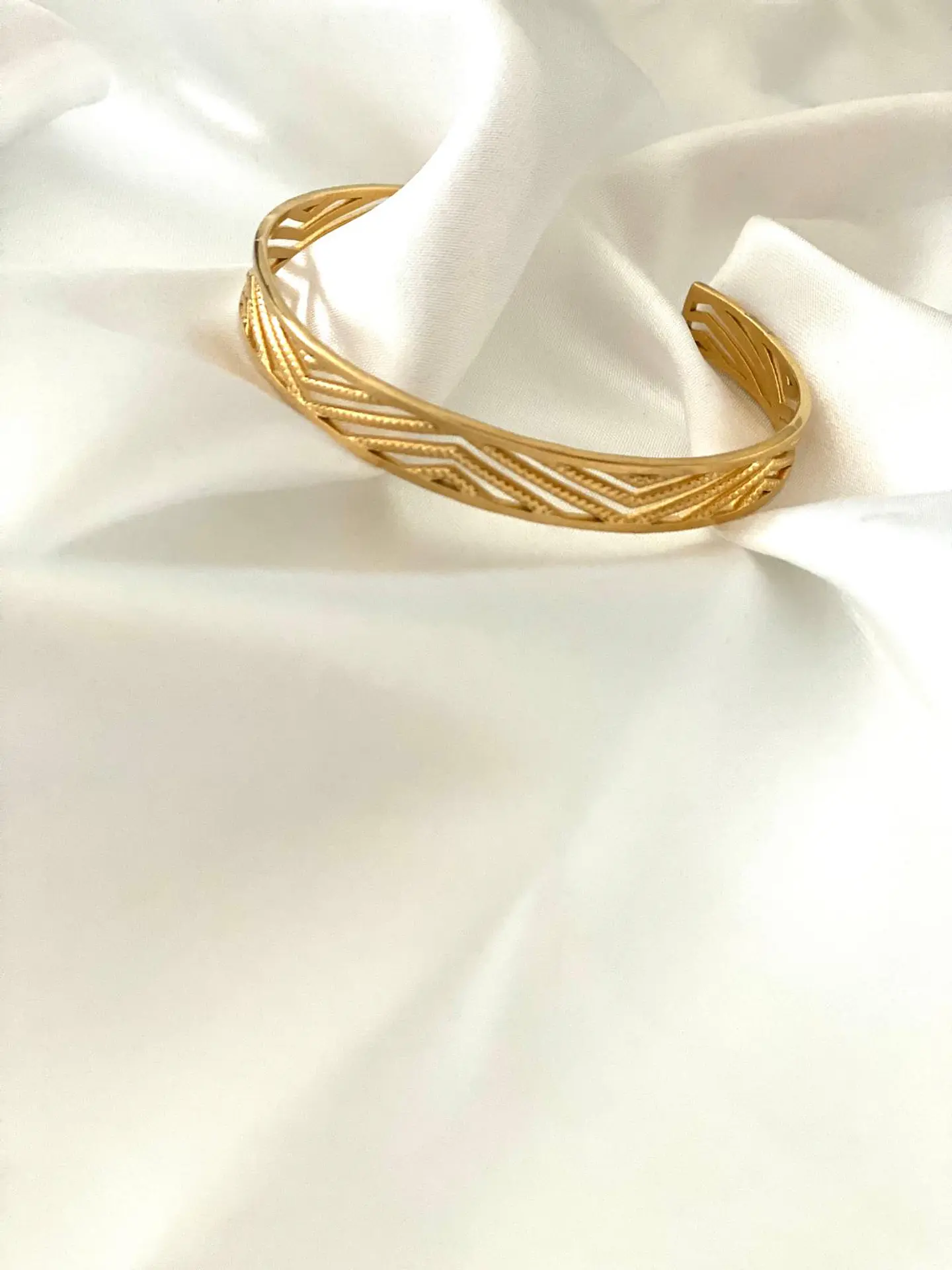 Cassidy Bracelet 2